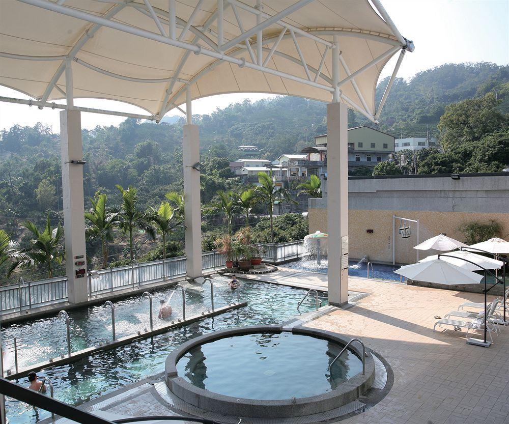The Sun Hot Spring & Resort Taichung Exterior photo